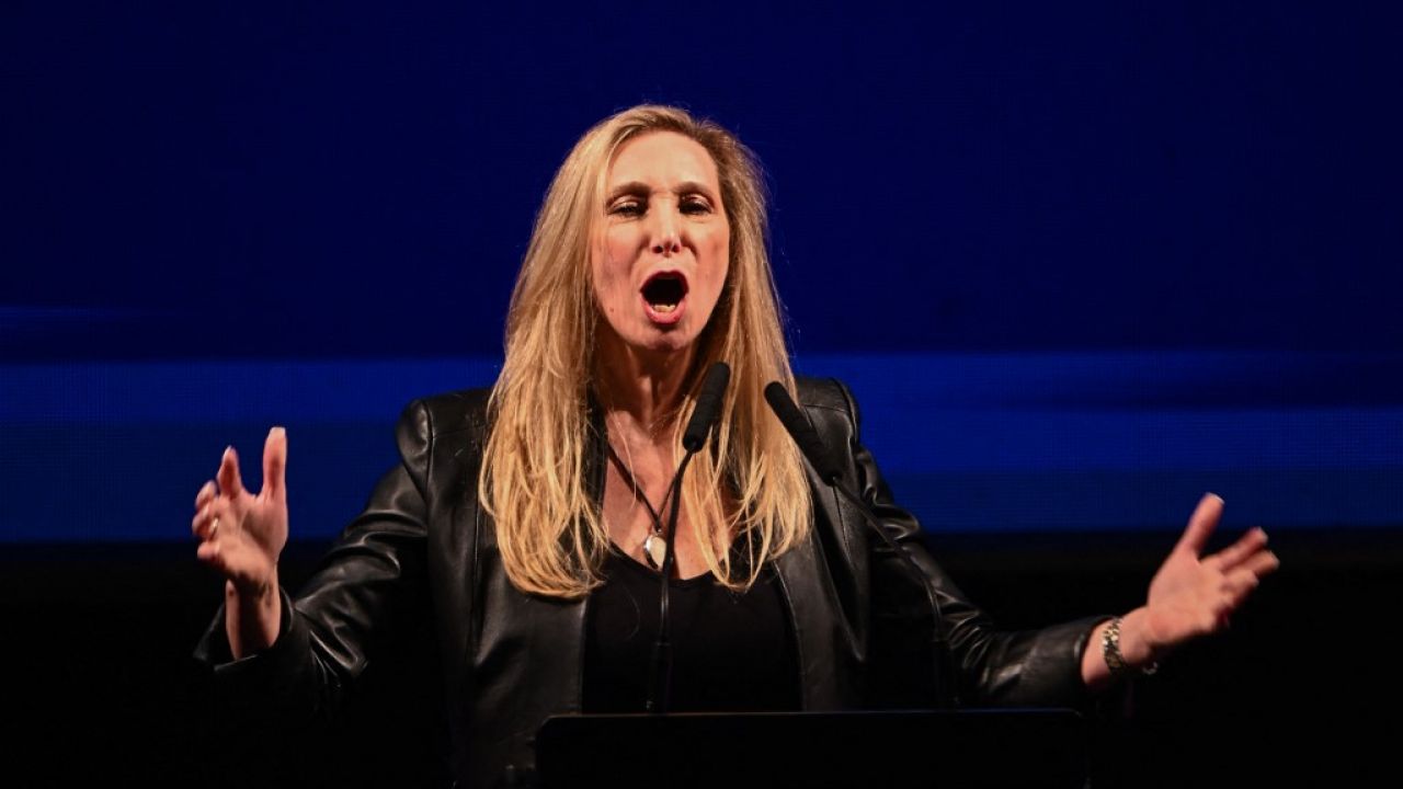 Karina Milei oficializó el acuerdo LLA-Pro: boleta violeta y La Libertad Avanza como nombre