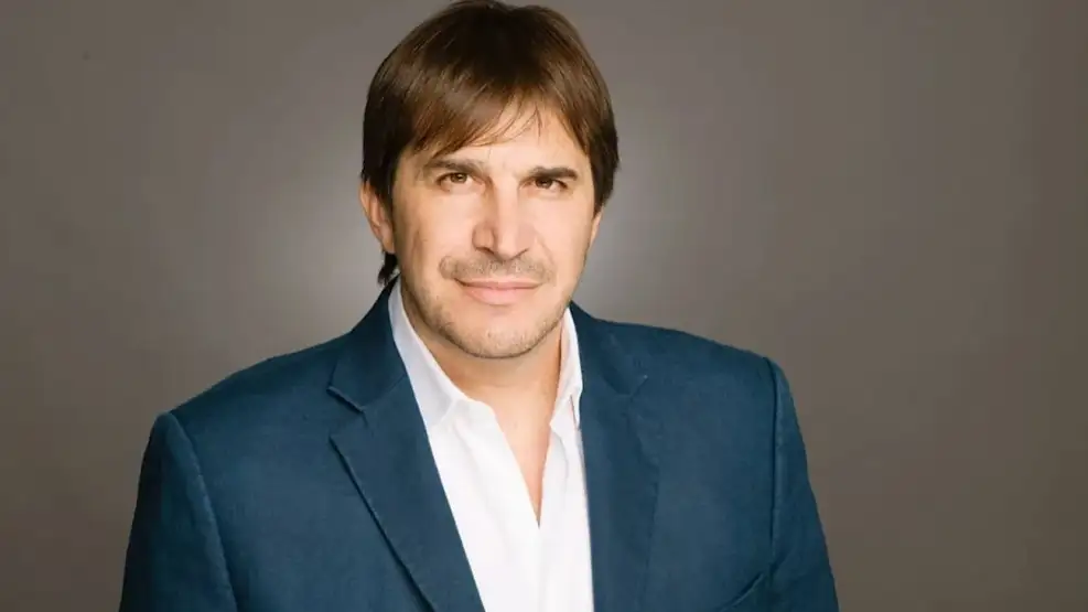 Causa AFA: Allanan la casa del empresario teatral Javier Faroni