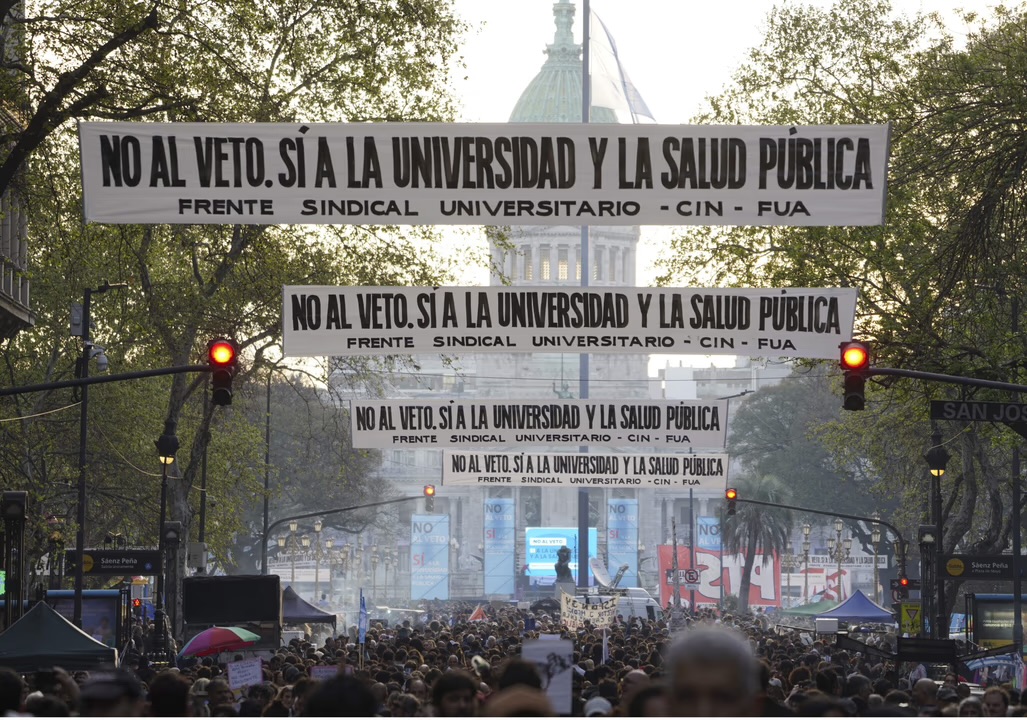 Marcha universitaria federal: se movilizan hoy en todo el país por el financiamiento de las universidades públicas